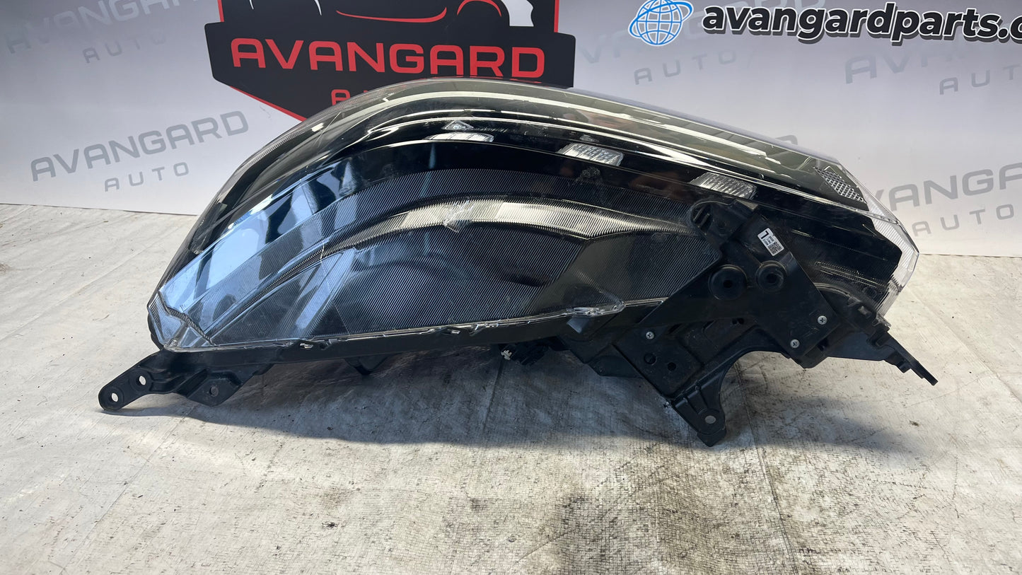 Ляв фар Suzuki SX4 S-Cross 2022-