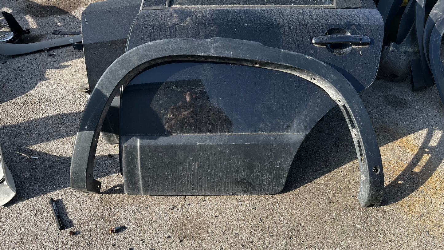 Volkswagen Amarok 22- вежда задна лява