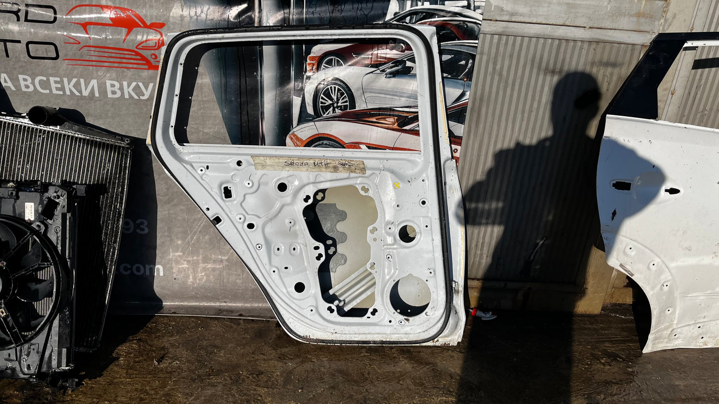 Задна лява врата Skoda Octavia 4 2019-