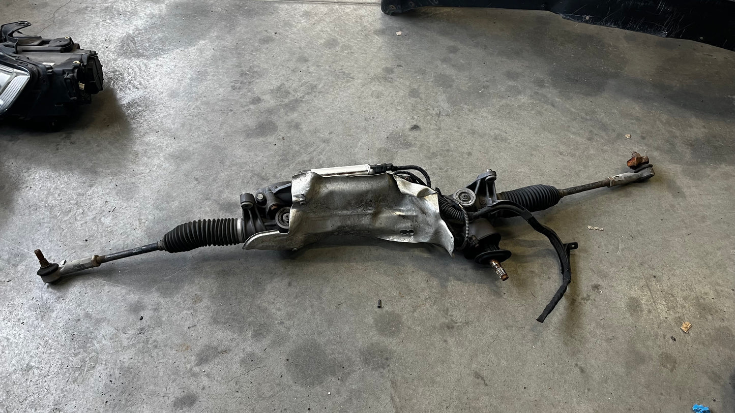 Volkswagen Caddy 3/4 кормилна рейка