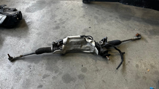 Volkswagen Caddy 3/4 кормилна рейка