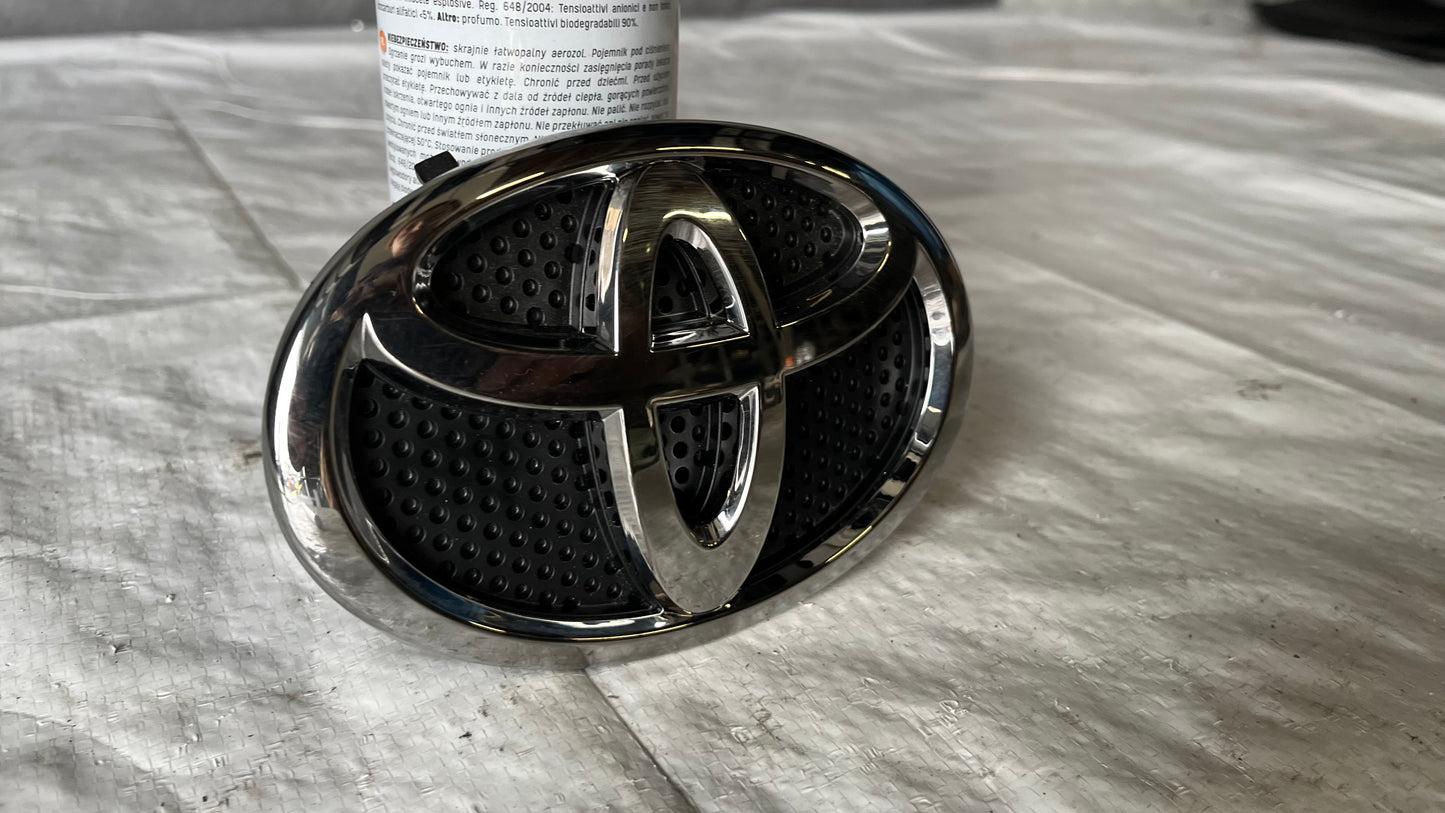 Емблема Toyota Auris 2 2012-2018