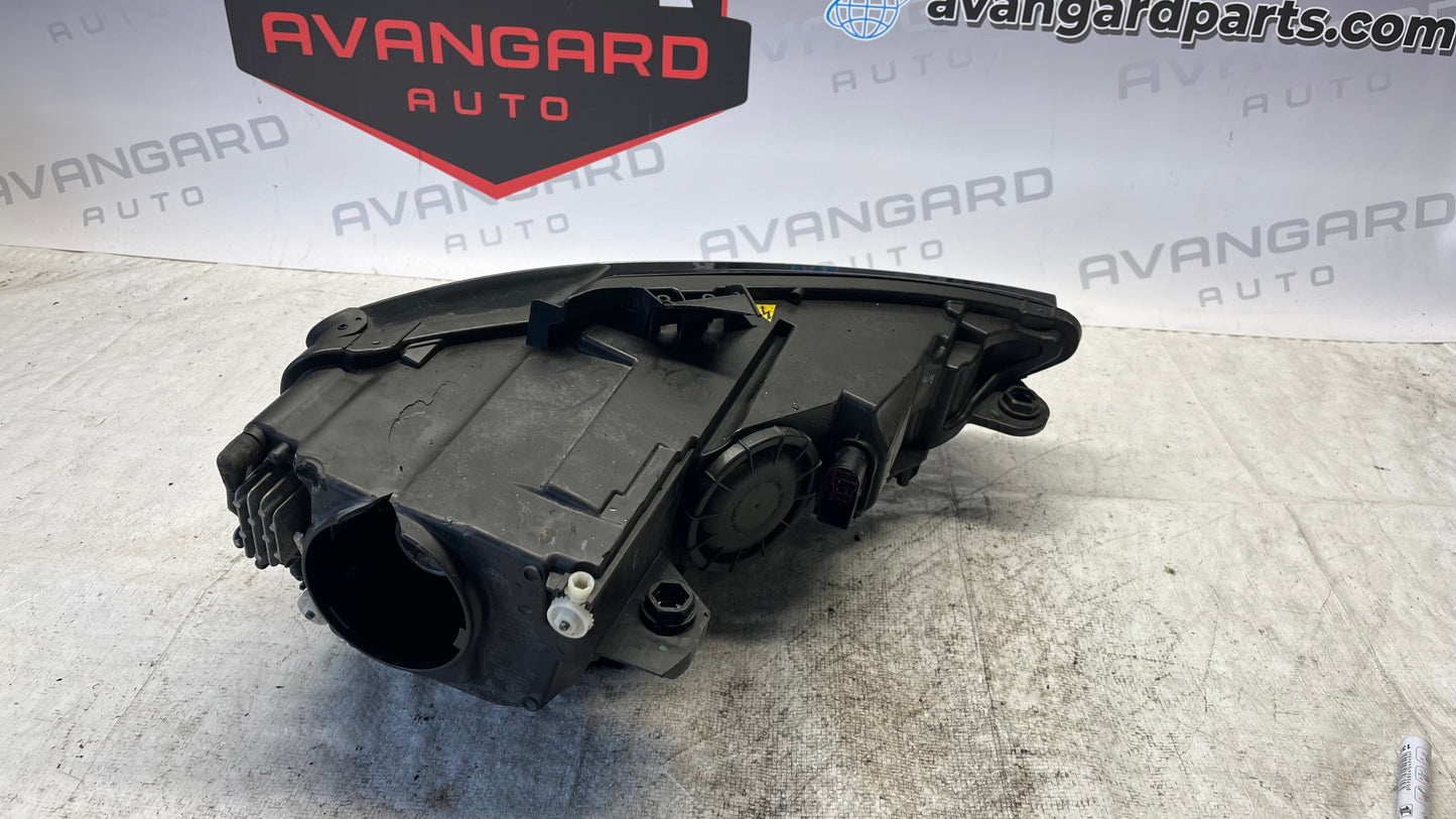 Audi A3 13- ляв фар