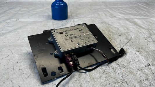 Audi A5 усилвател за антена