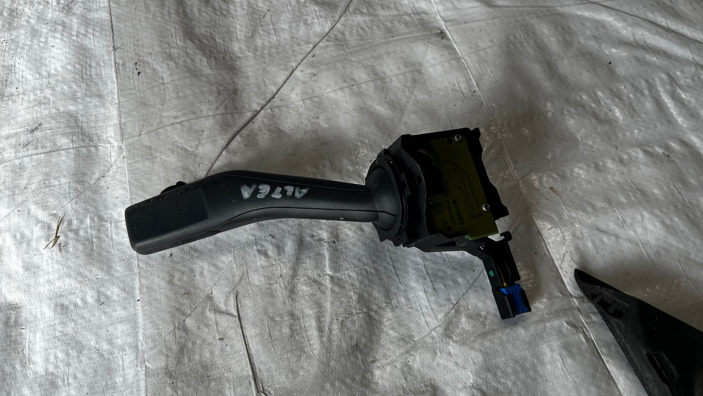 Volkswagen Caddy 3 лостче чистачки