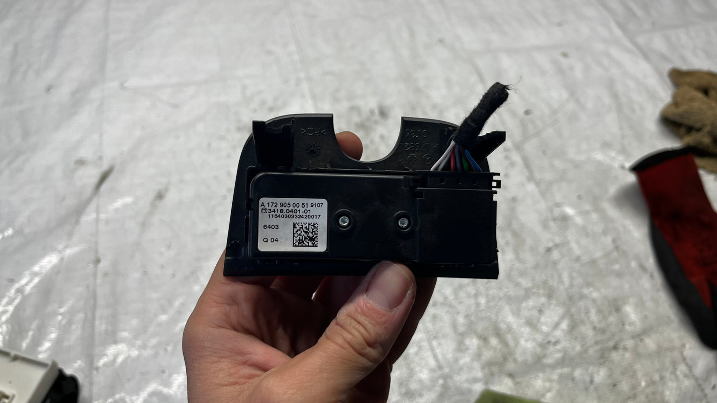 Mercedes GLA X156 sos копче