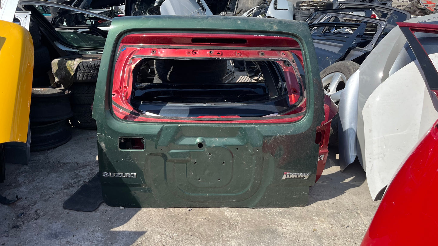 Багажна врата Suzuki Jimny 1998-2017