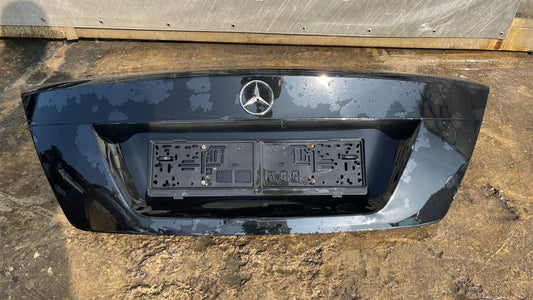 Багажна врата Mercedes C W204 2006-2014