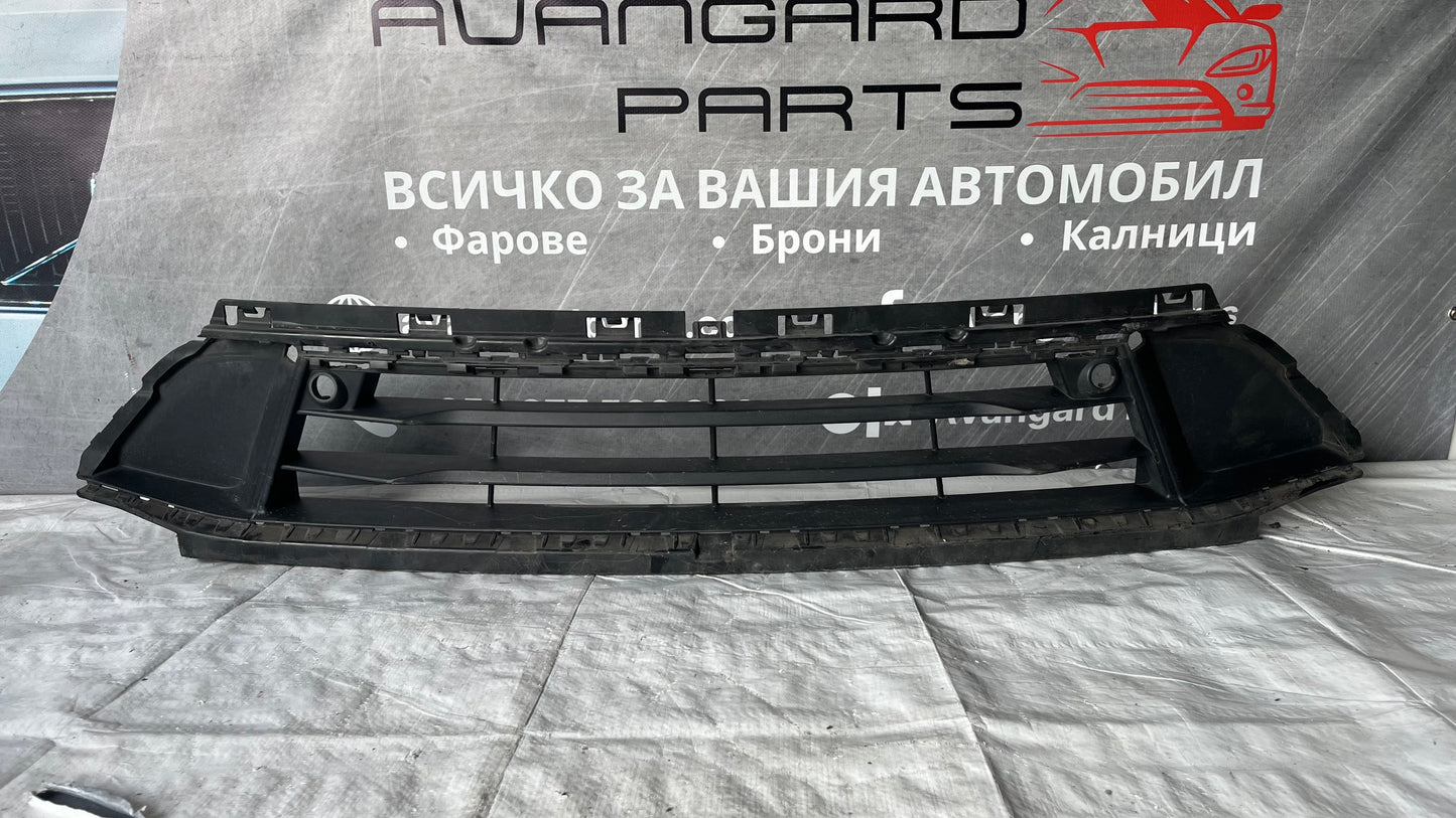 Предна решетка BMW 2 F46 2015-