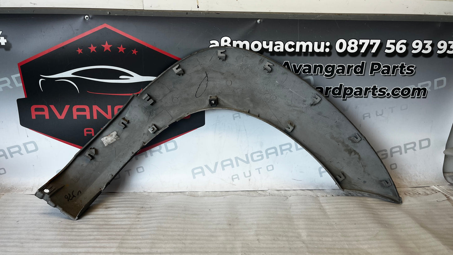 Hyundai Tucson 04- вежда предна лява