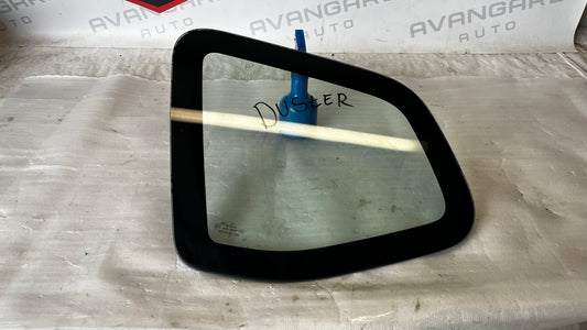 Dacia Duster задно дясно стъкло