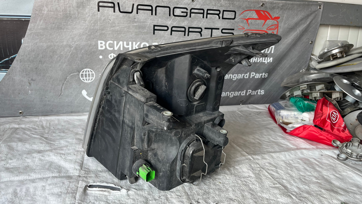 Десен фар Ford Transit 2008-