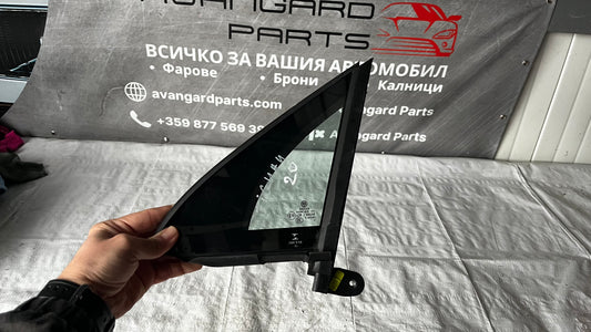 Volkswagen Tiguan 18- предно ляво стъкло