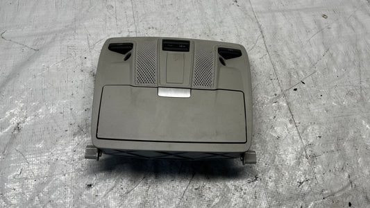 Mercedes GLA X156 плафон