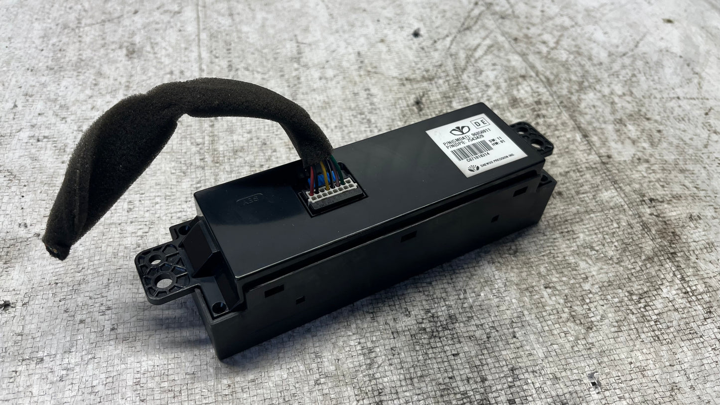 Chevrolet Captiva дисплей