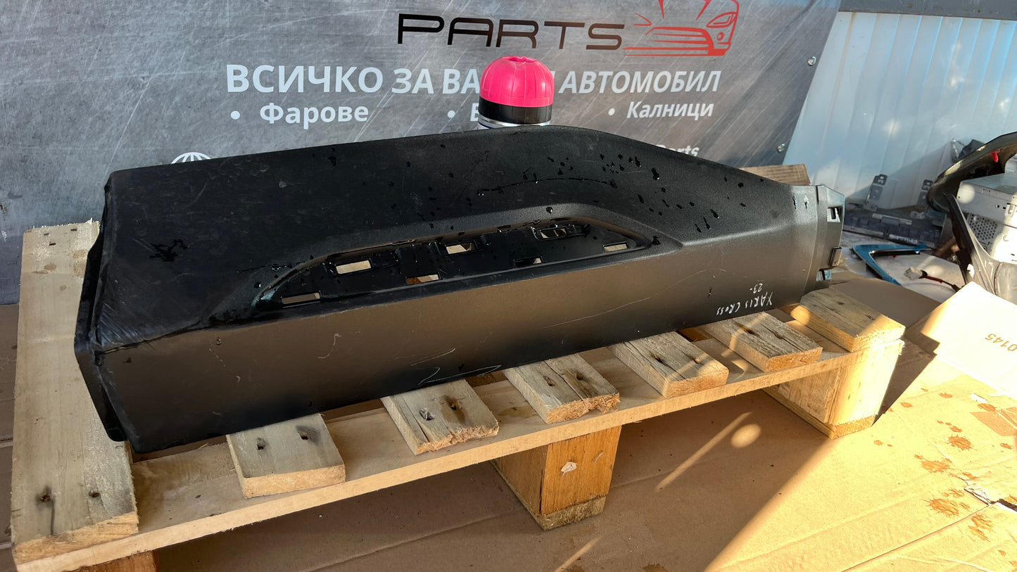 Декоративна лайстна на задна лява врата Toyota Yaris Cross 2020-
