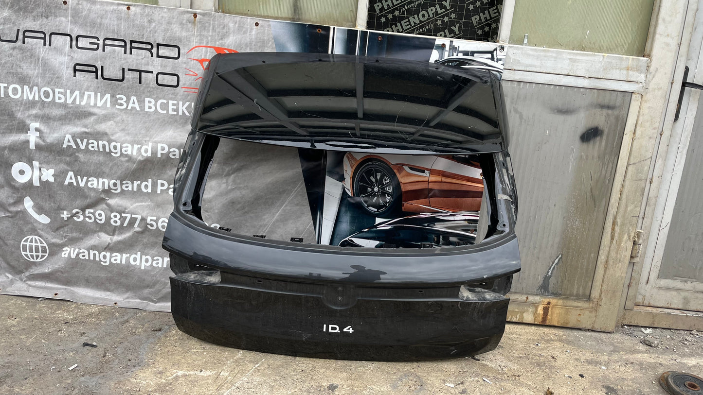 Volkswagen ID4 багажна врата