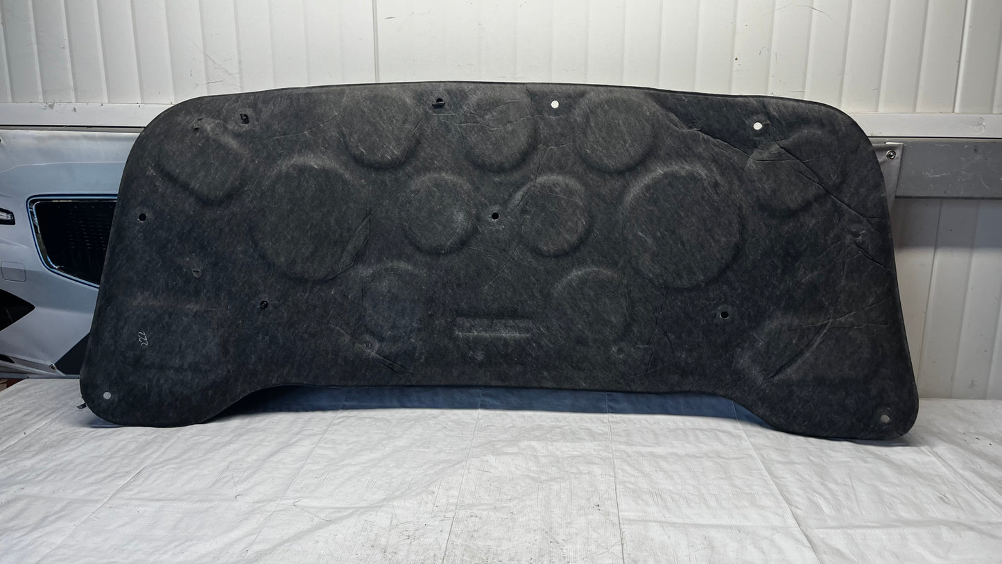 Mercedes GLA X156 кора под преден капак