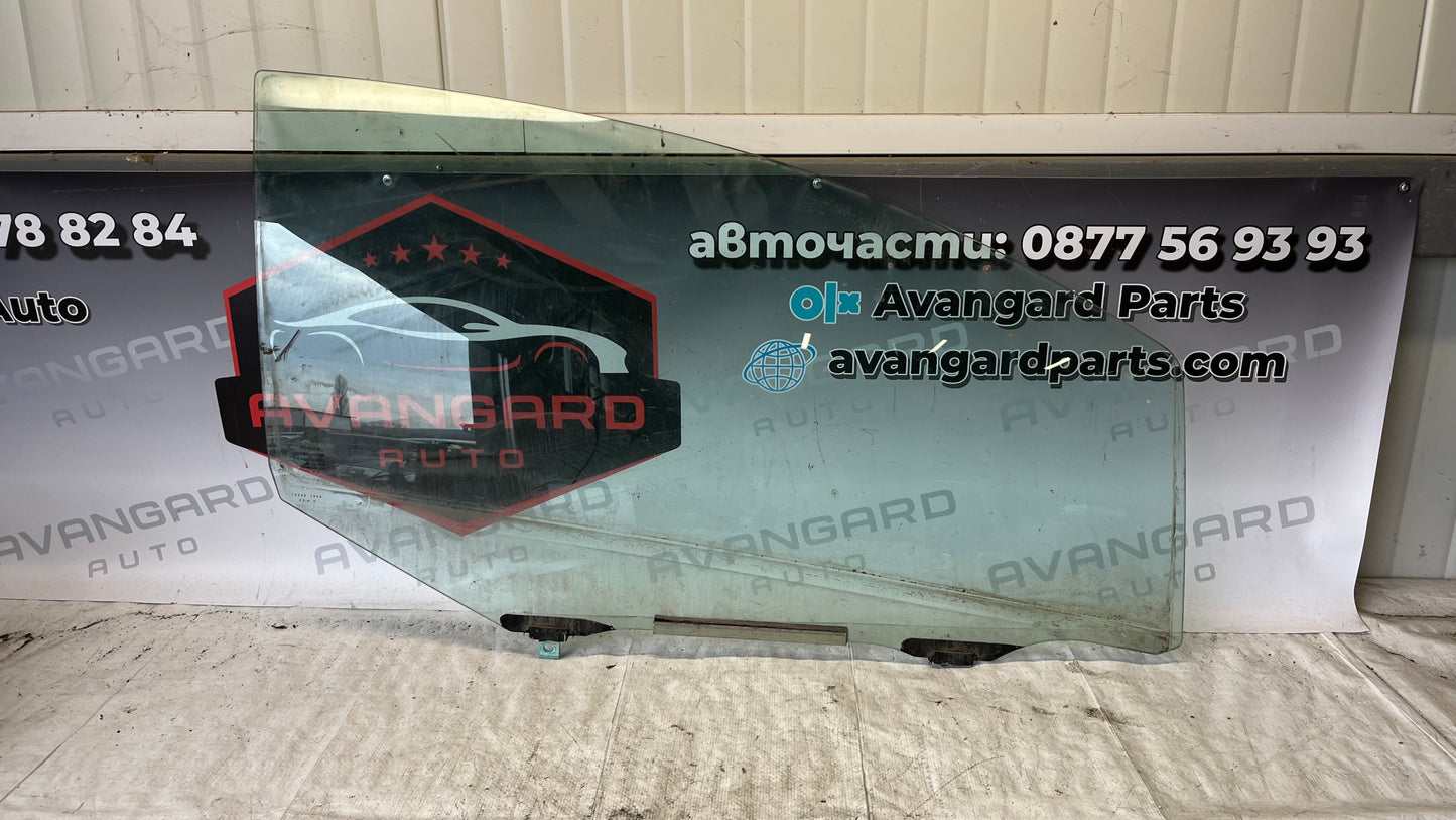 Toyota Yaris 06- предно дясно стъкло