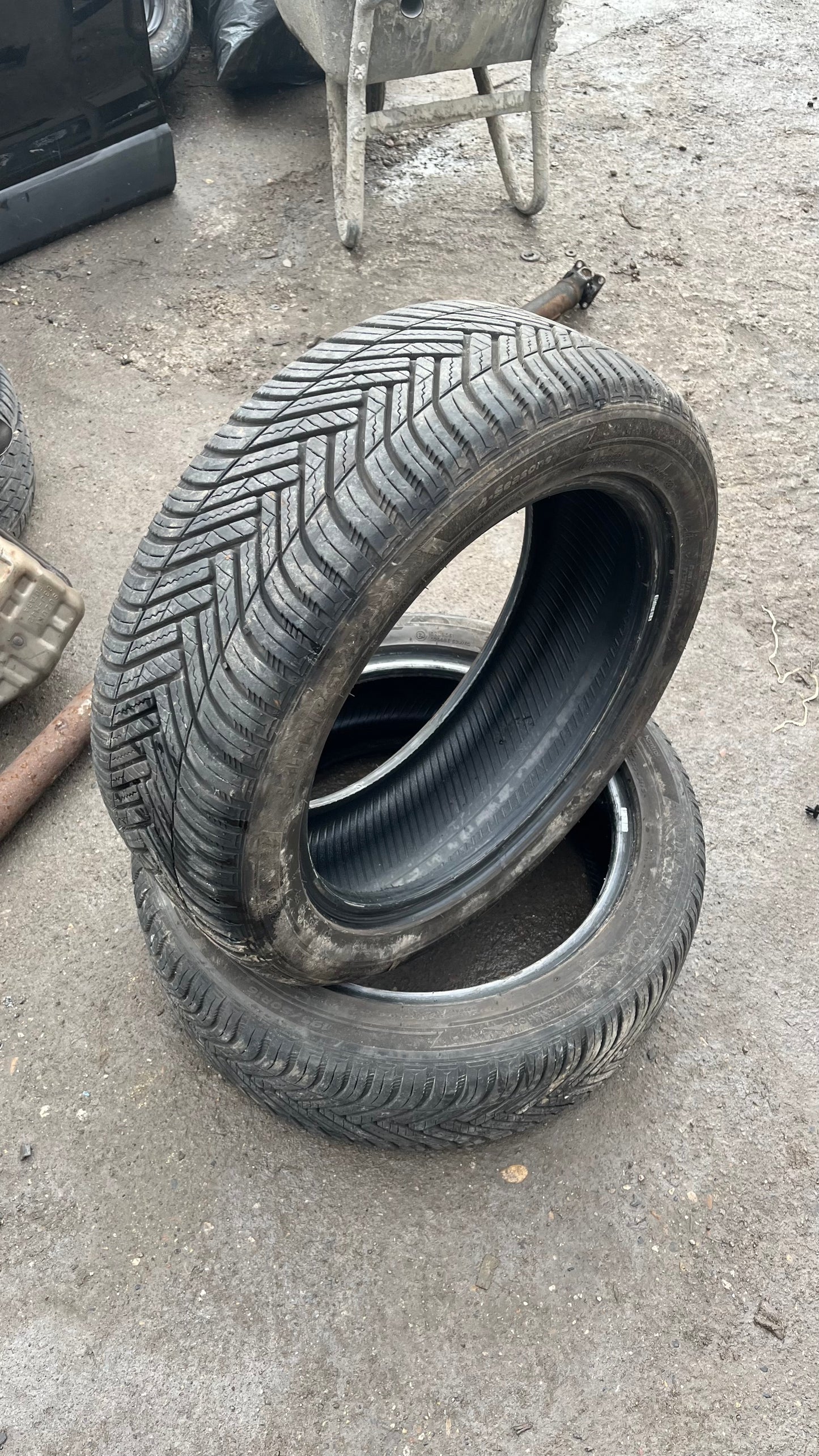 Hankook всезонни гуми 2 броя 195/50/16 DOT 2023