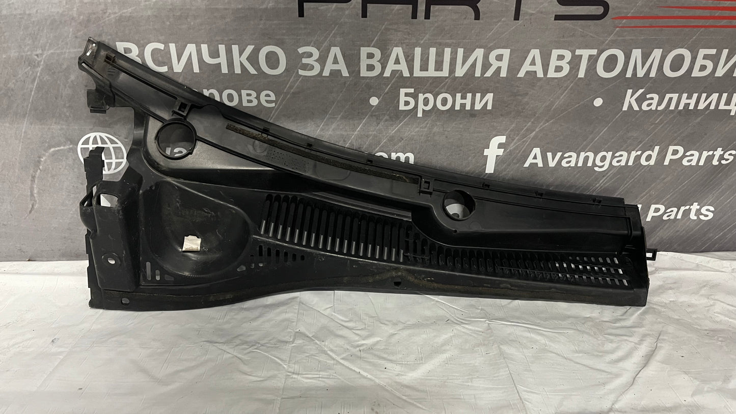 Лява пластмаса под чистачки Fiat Sedici/Suzuki SX4
