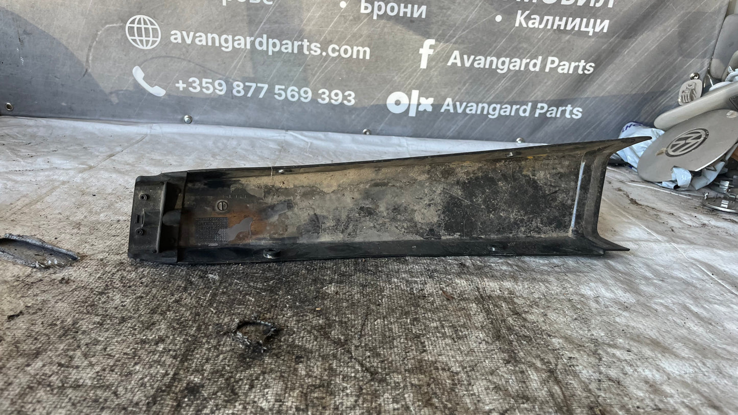 Seat Altea дясна лайстна между стъкла