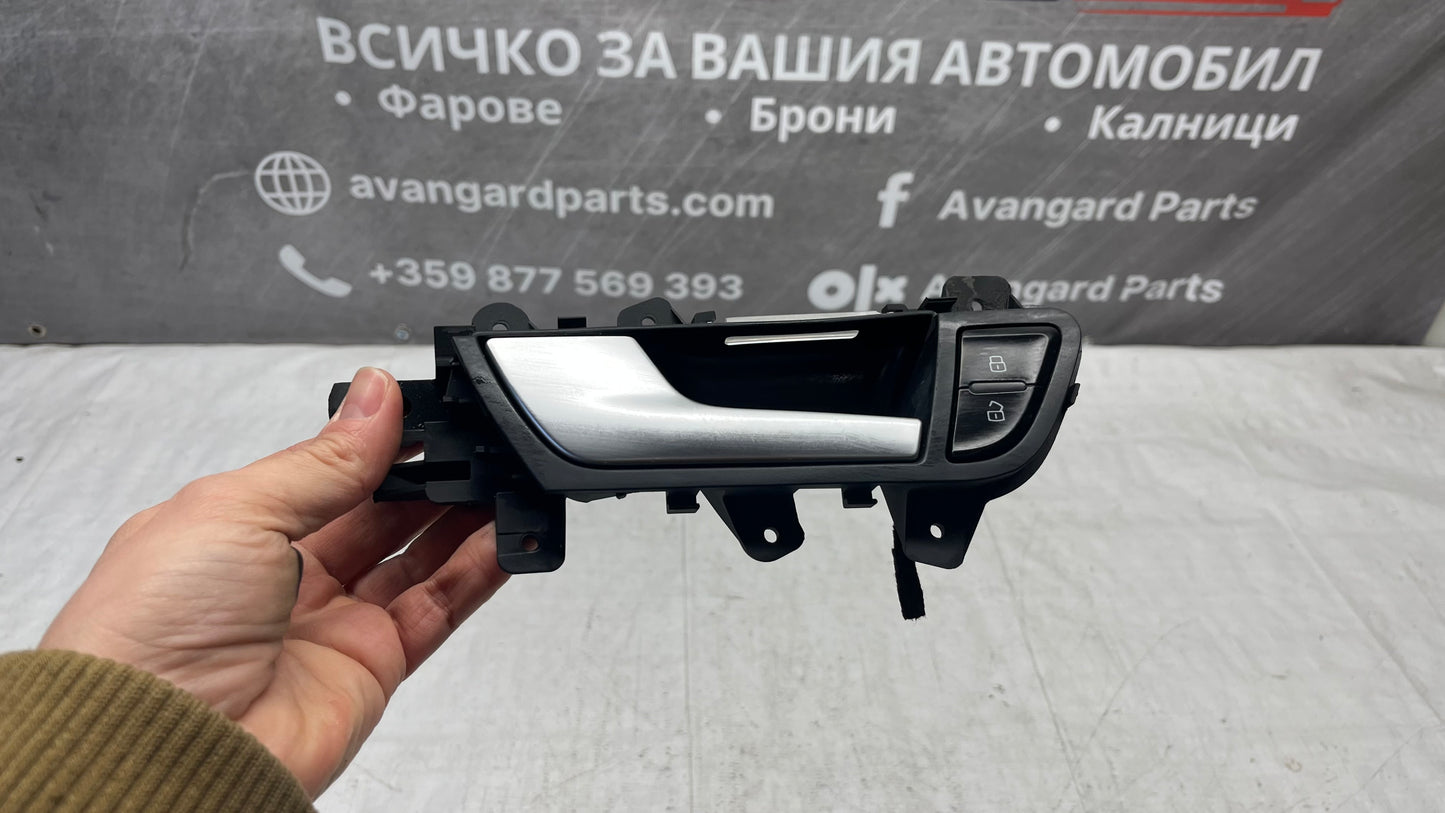 Audi A4 B8 вътрешна дръжка предна врата