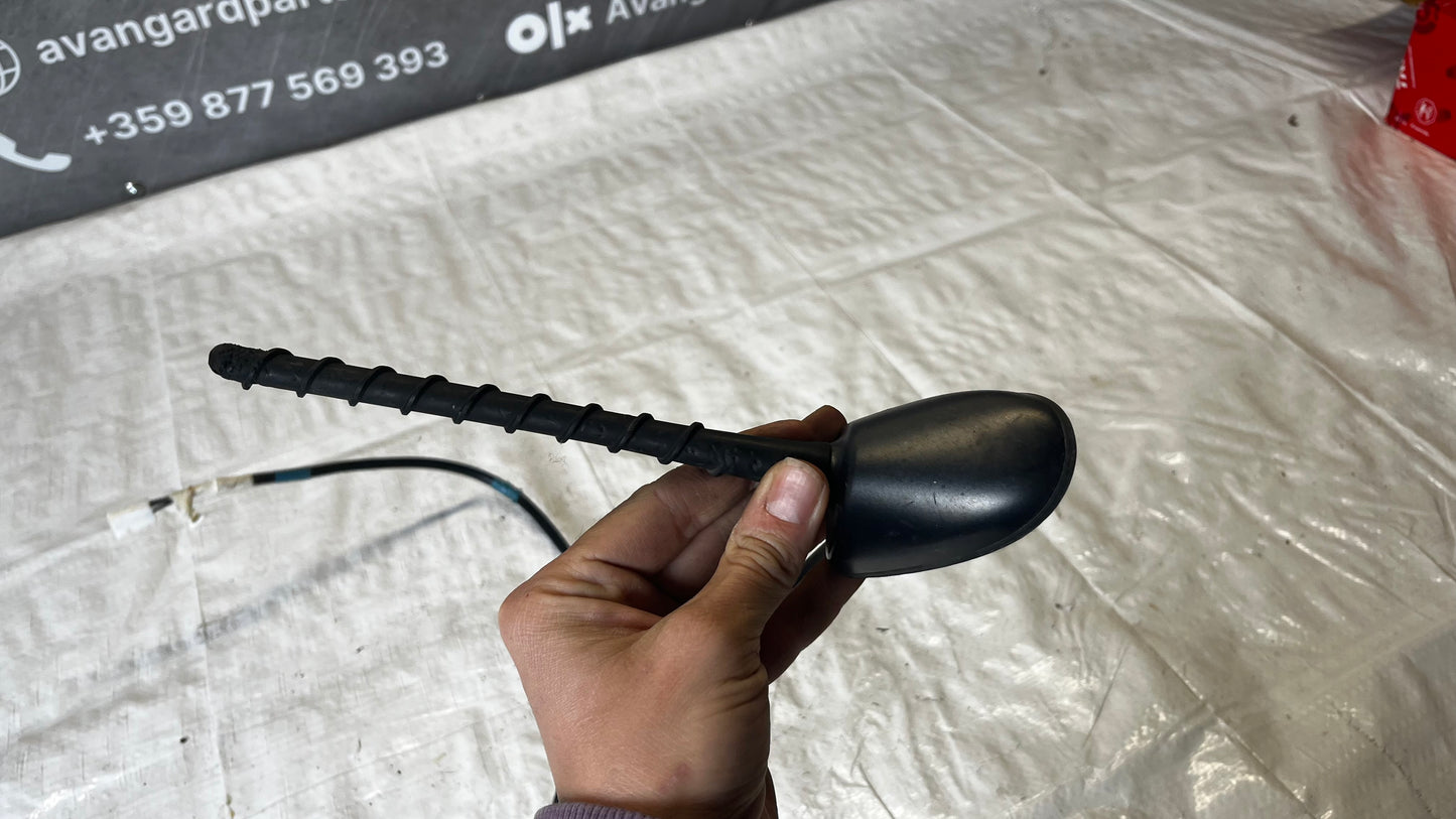 Toyota Yaris антена