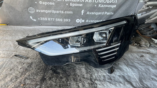 Audi E-Tron GT 2024 ляв фар
