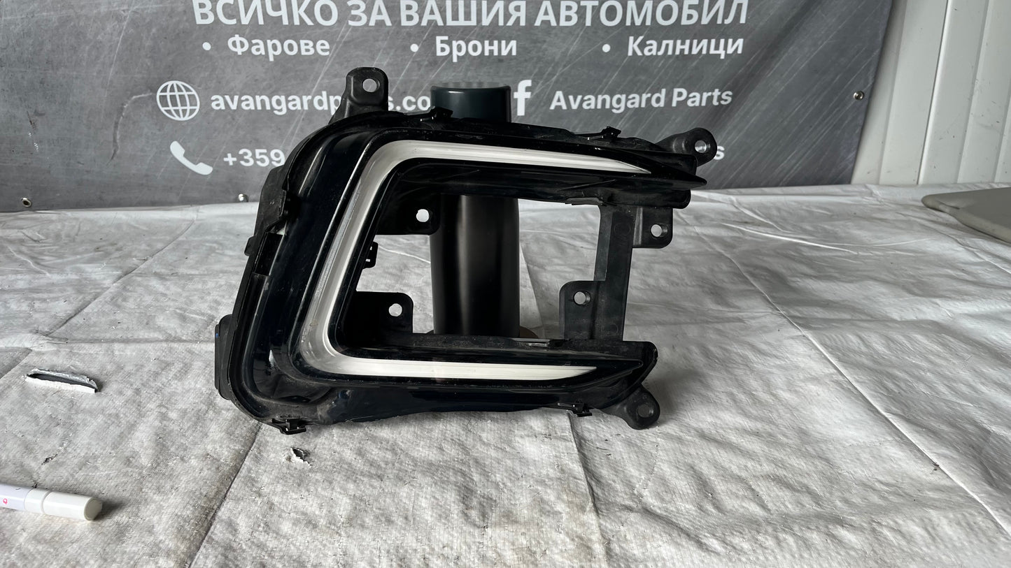 Десен халоген VW Passat B8 2019-