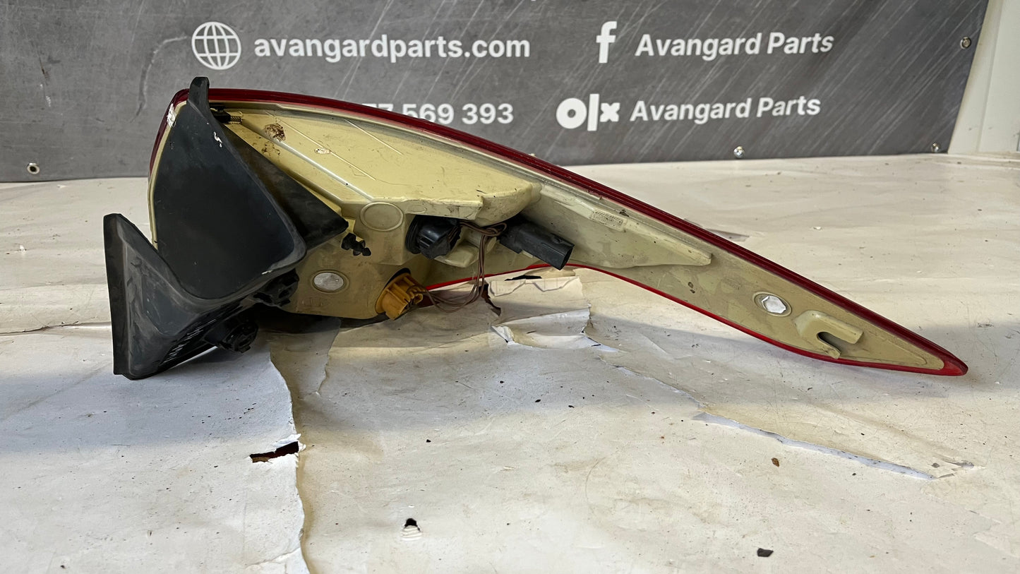 Ляв стоп Ford Kuga 2 2013-2019