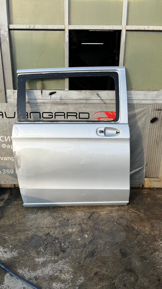 Задна дясна врата Mercedes Vito W447