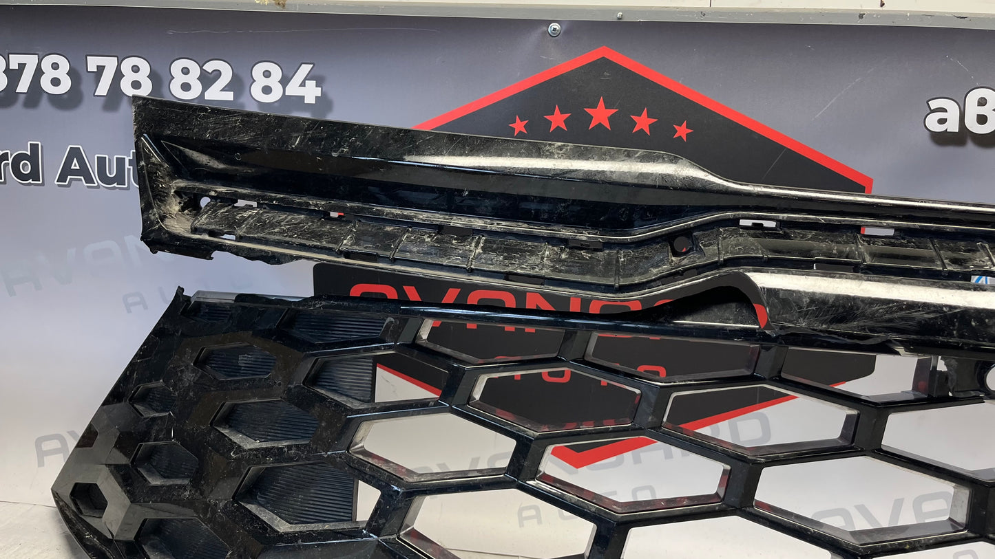 Kia Sportage 5 GT-Line предна решетка