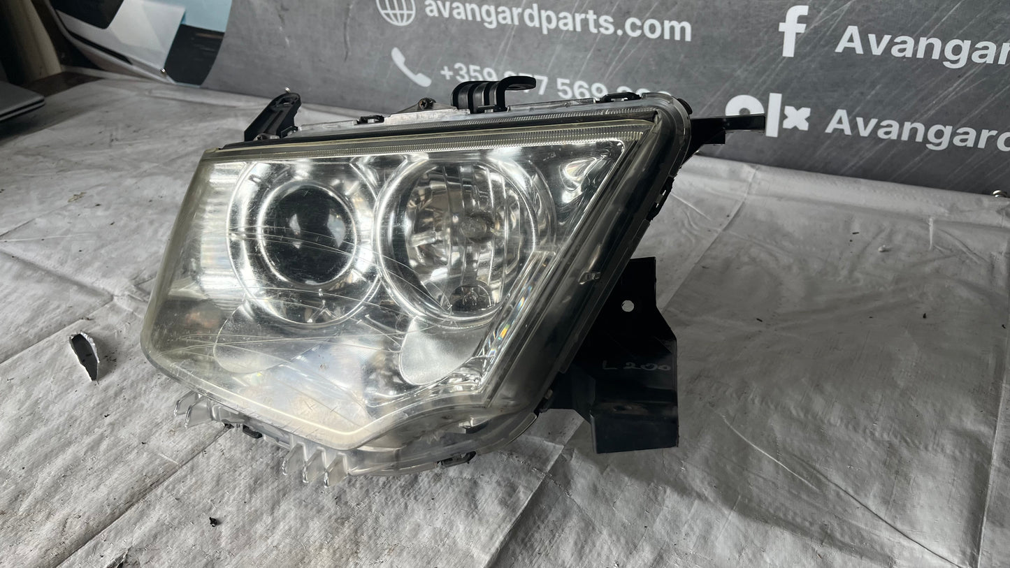 Десен фар Mitsubishi L200 (2005-2015)
