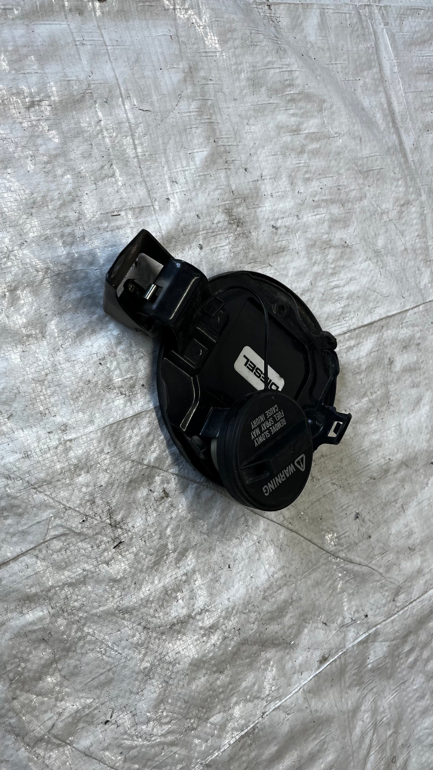 Suzuki SX4 капак за резервоар