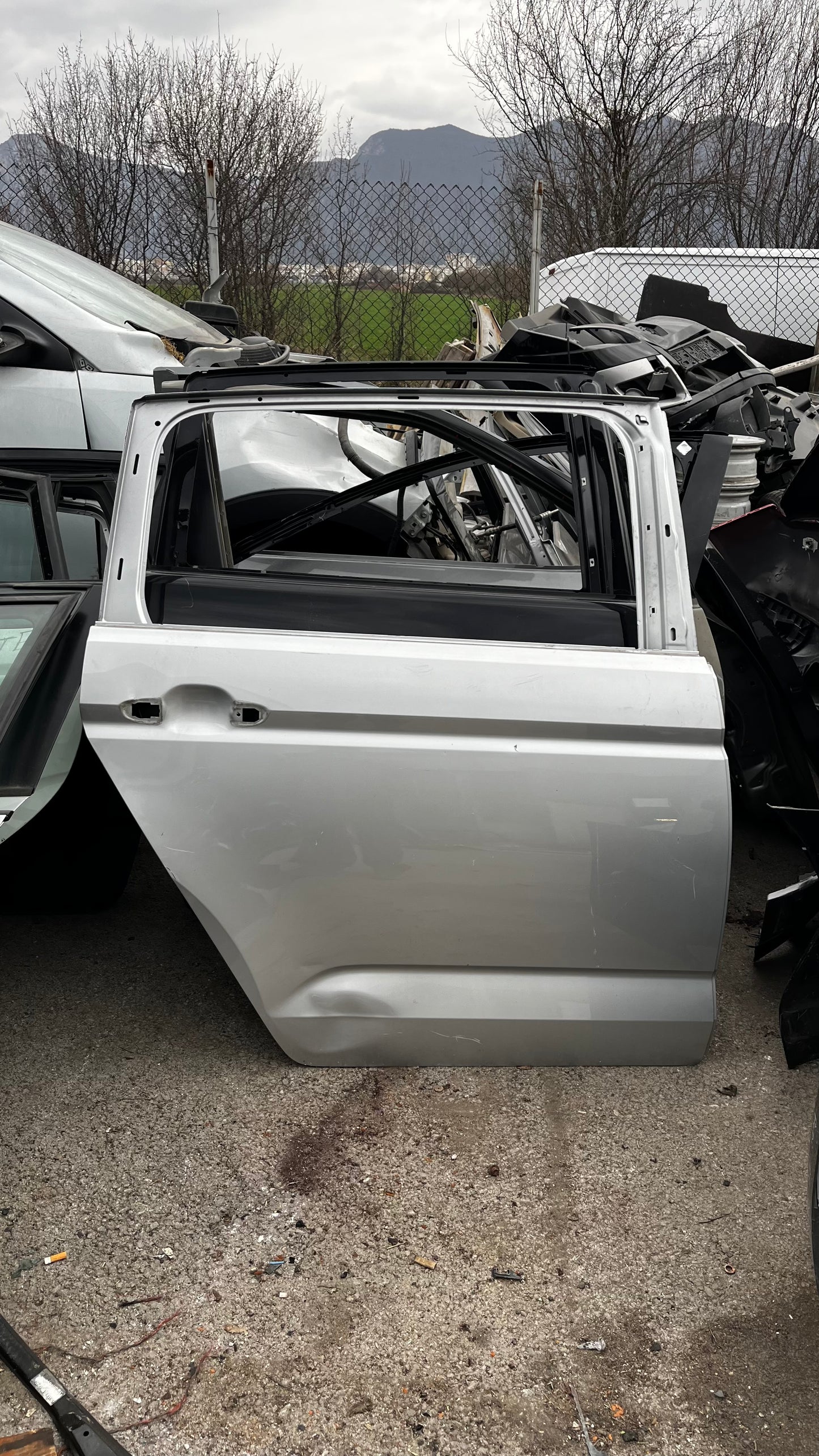 Volkswagen Touran 1 задна дясна врата