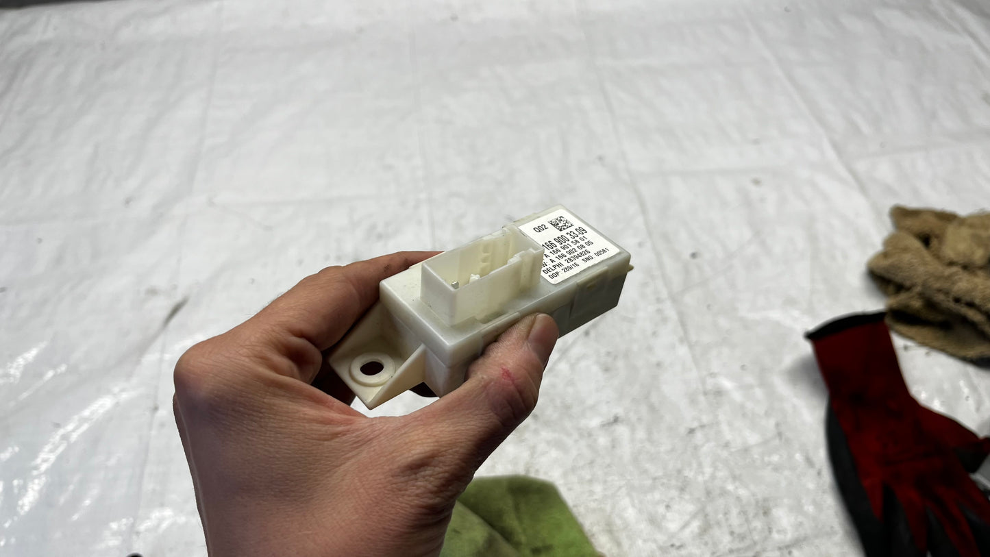 Mercedes CLA 45 модул за светлини