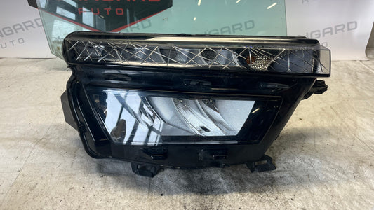 Skoda Kamiq десен фар