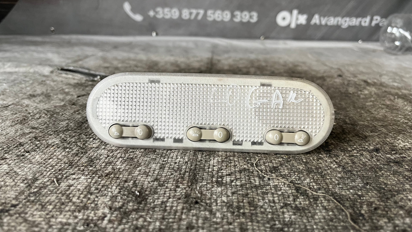 Renault Clio 3 плафон
