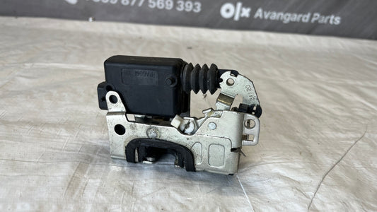 Dacia Duster брава задна дясна