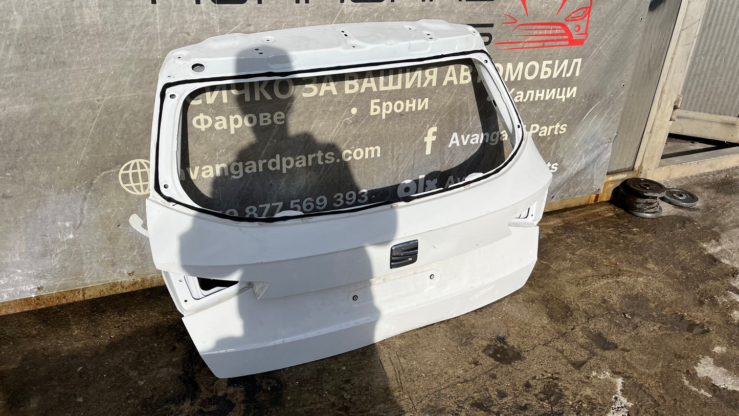 Багажна врата Seat Ateca 2016-