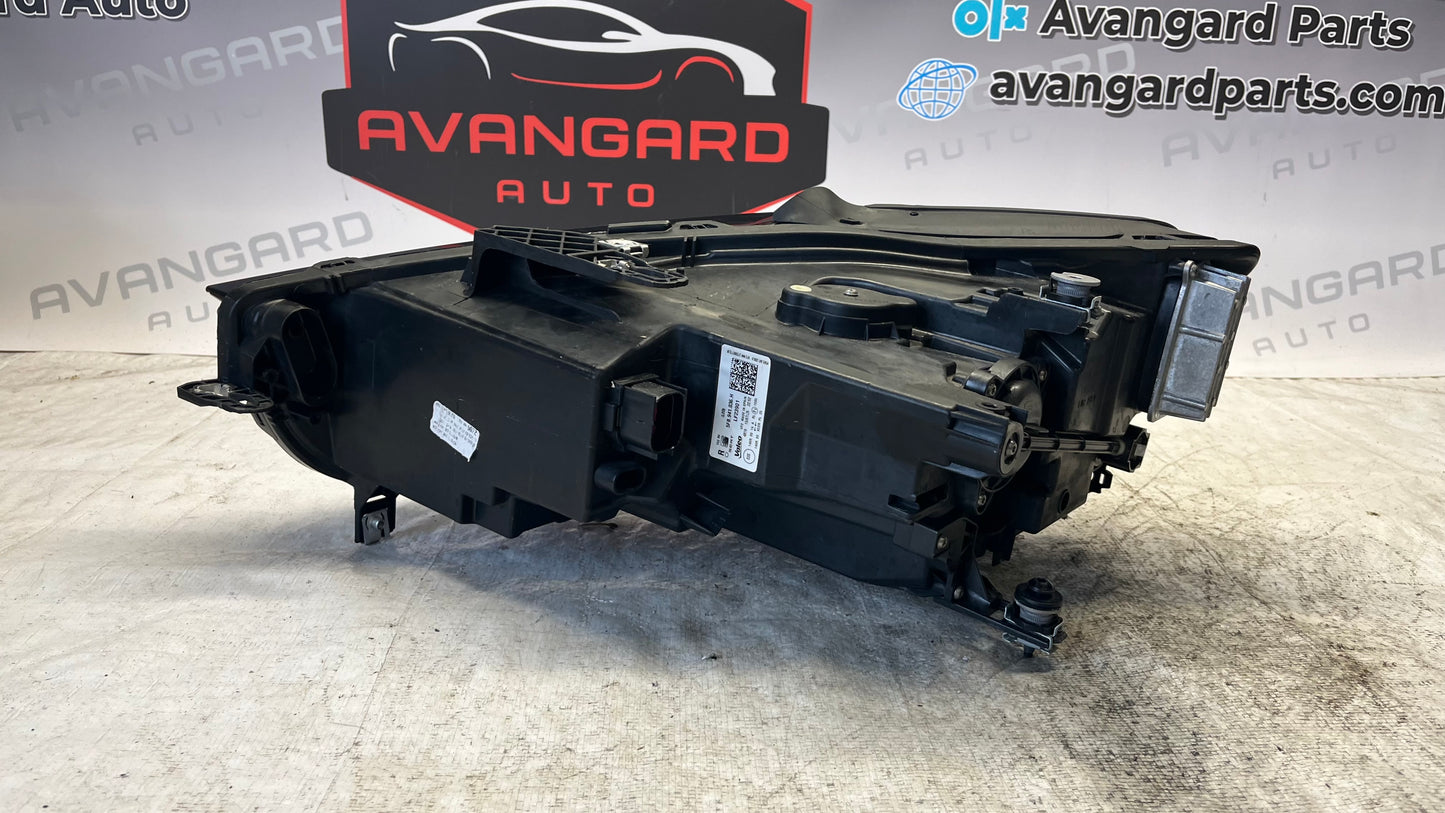 Seat Leon Cupra десен фар