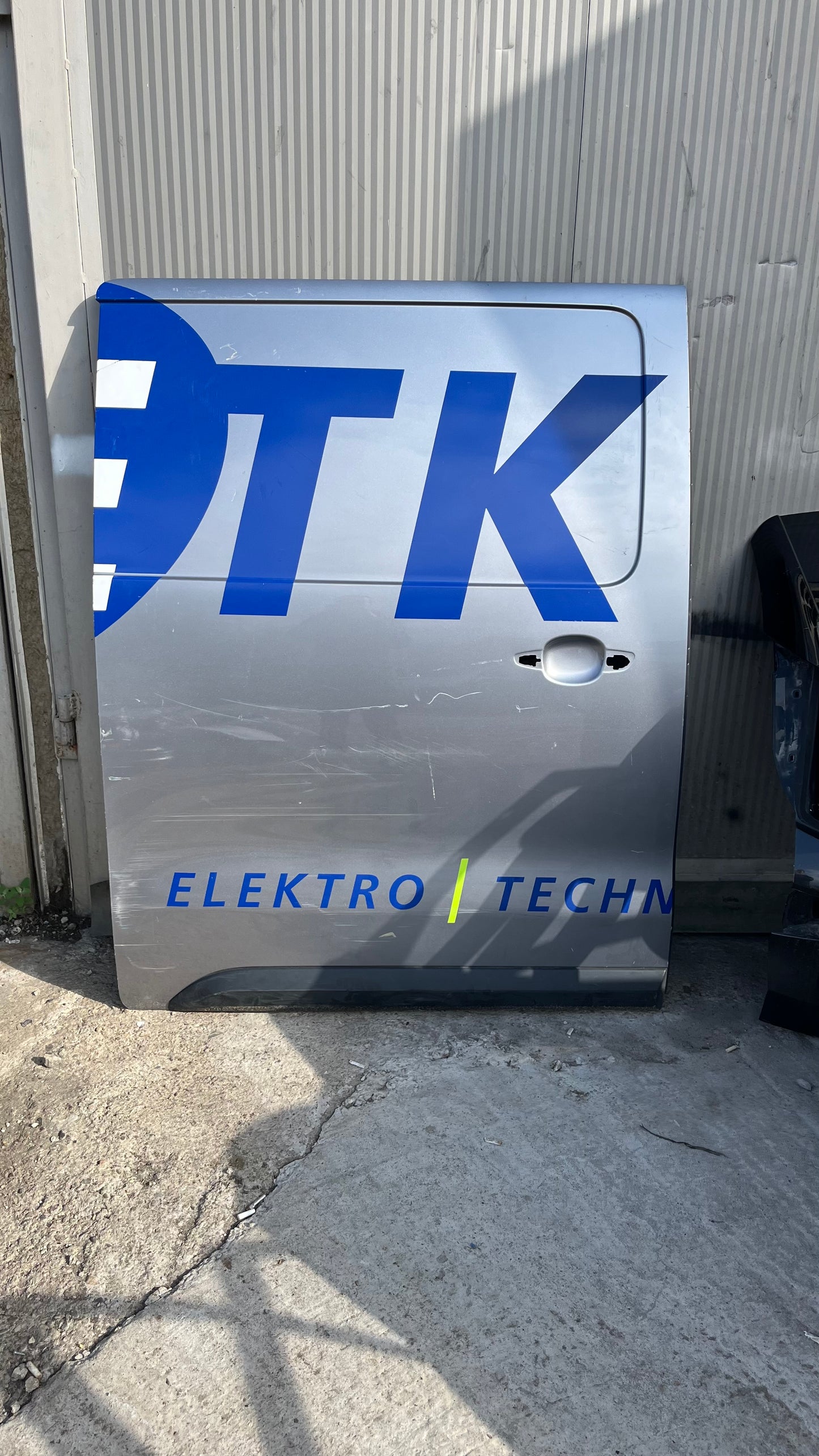 Toyota Proace 2017- плъзгаща врата