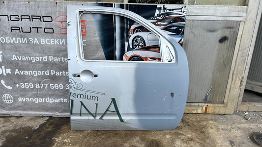 Nissan Pathfinder предна дясна врата