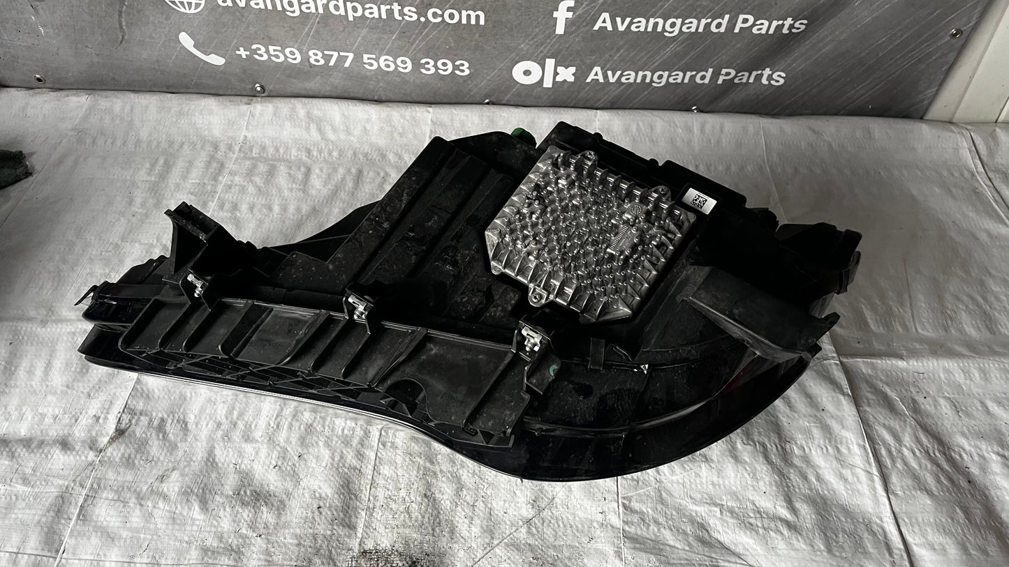 Alfa Romeo Stelvio десен фар