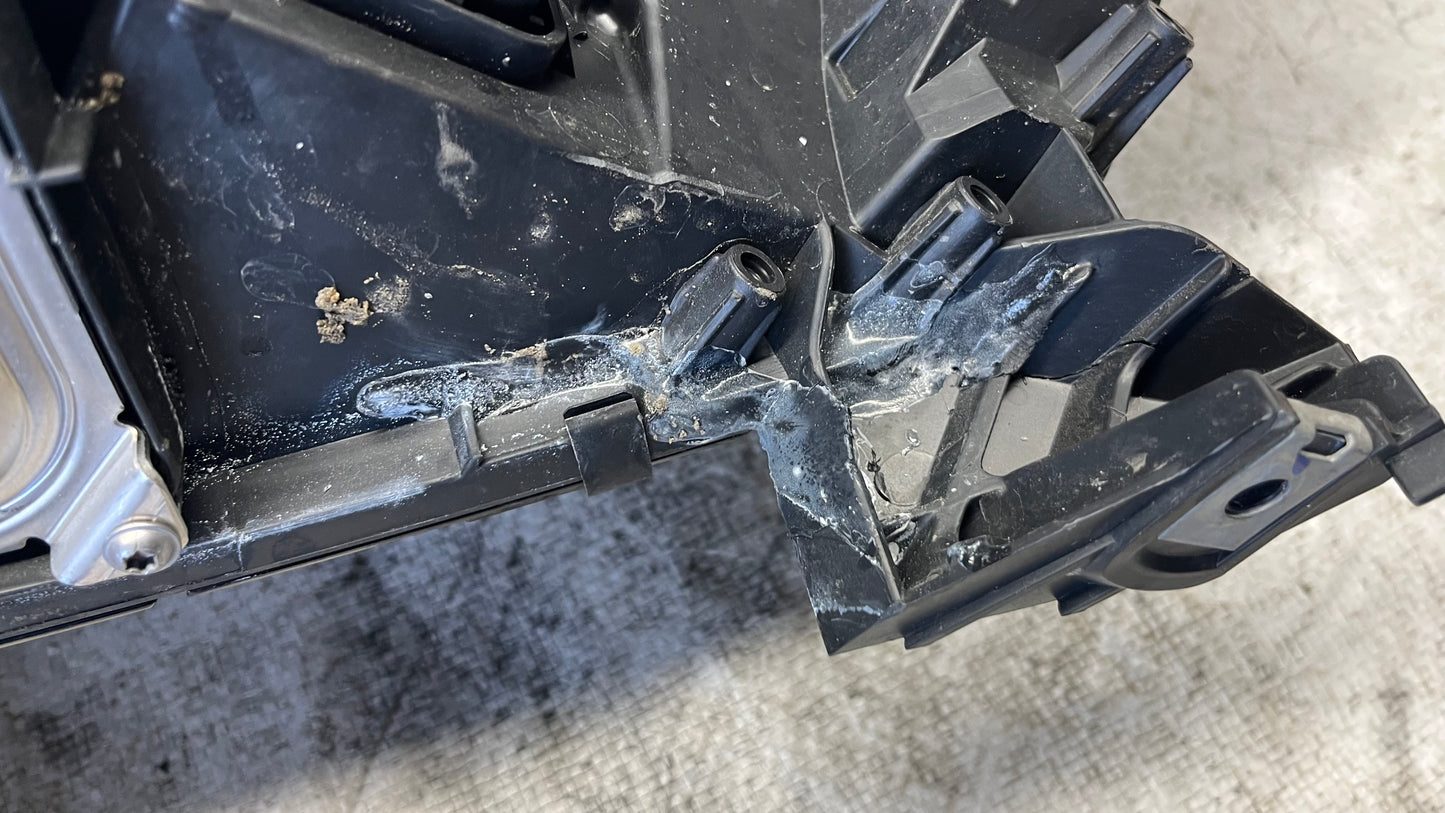 Renault Clio 5 десен фар