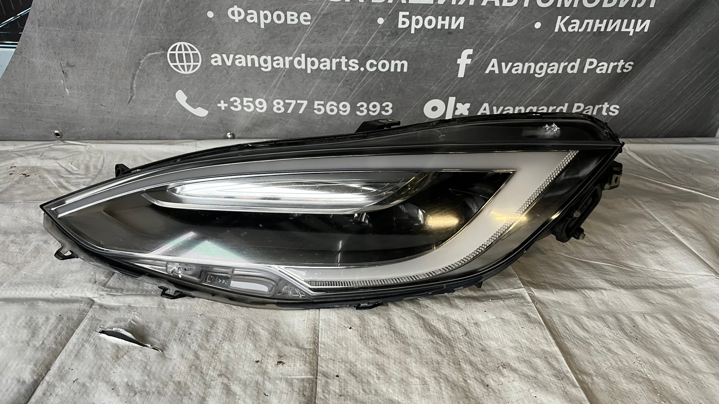 Ляв фар Tesla X 2015-