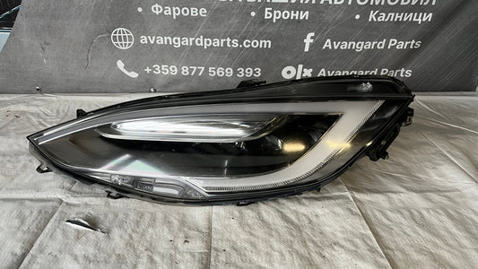 Ляв фар Tesla X 2015-
