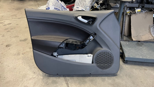 Seat Ibiza 4 кора за предна лява врата