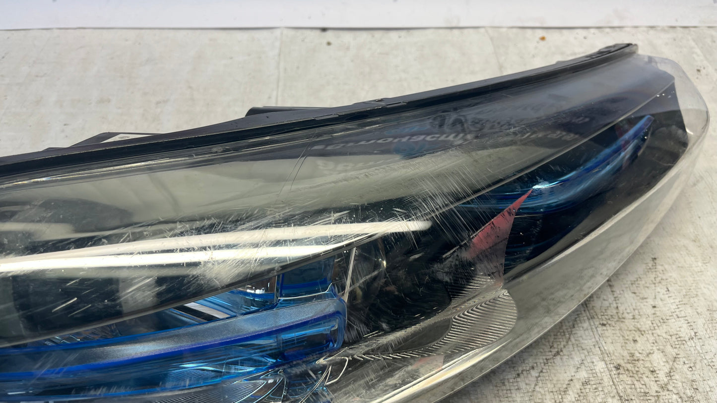 Renault Zoe десен фар